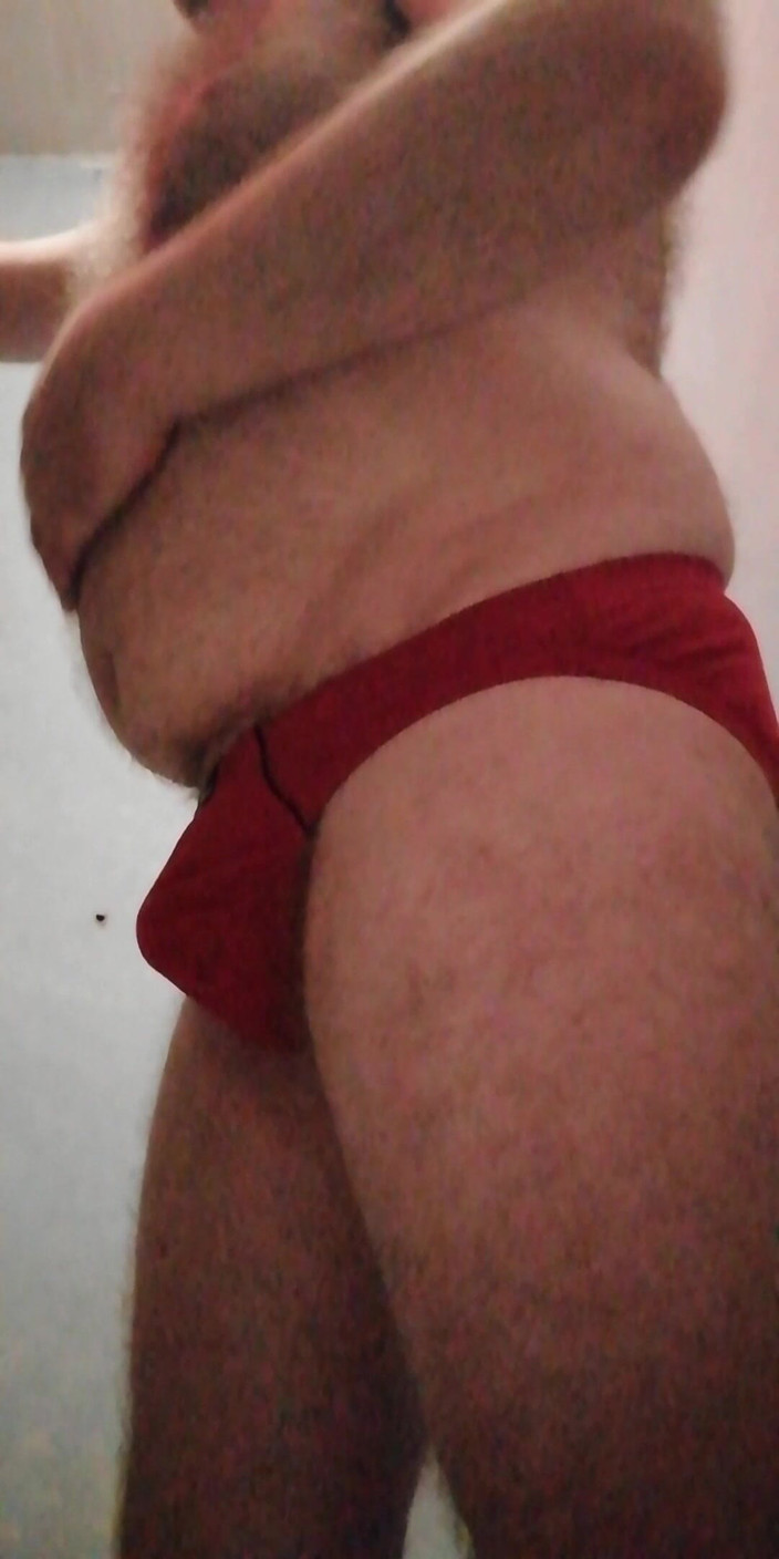 The UK Hairy Bear: Ngocok kontolku dengan celana dalam ayah tiriku yang ketat