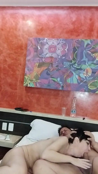 Harika seks yapmak için bir otele kaçmak