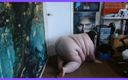 SSBBWLadyBrads: Une SSBBW rampe sur le sol