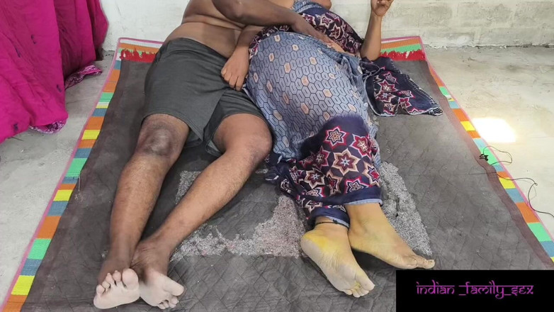 Indian IFS: Macocha i pasierb oglądają porno i uprawiają seks