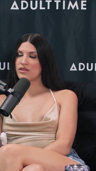 Zariah Aura: S*x, Edging, & Becoming a Doll | the Adult Time Podcast