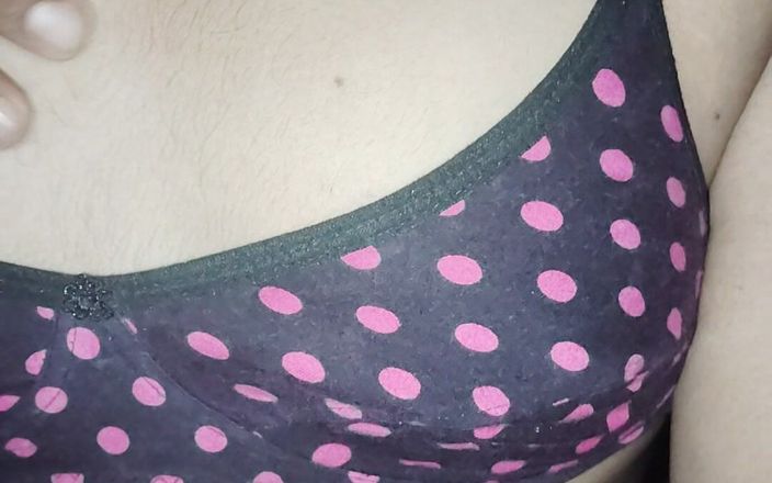 Gani bangar: Menina solteira peituda