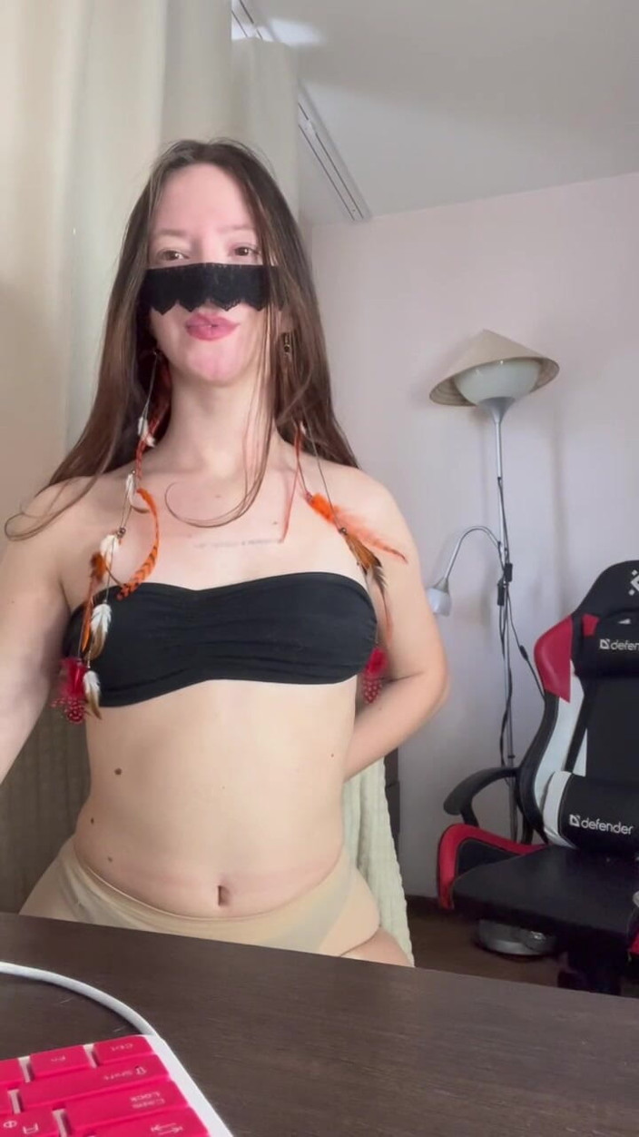 Skinny_lady69: Weiße göttin bekommt echten orgasmus