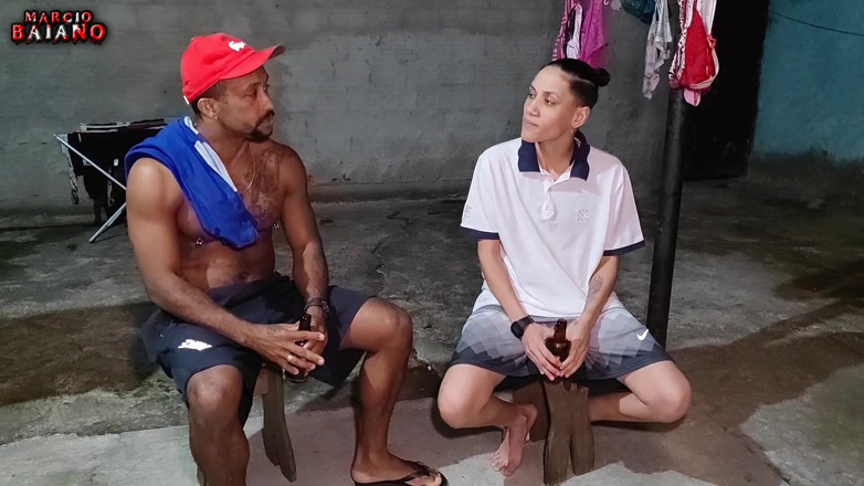 MARCIO BAIANO: 내 친구 Sapatao는 집에서 May Suruba를 하고 싶었고 보지를 젖은 디 테자오로 남겨 두었어