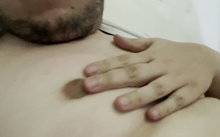 Aimeronds: Amant de seins, c’est pour toi