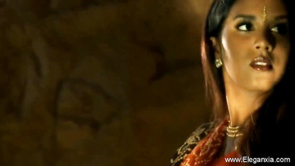 Eleganxia: Úžasná indická holka se svléká