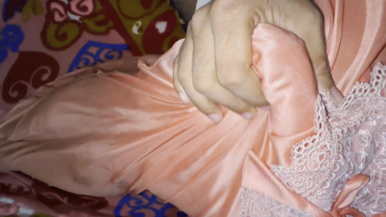 Aliasha12: Une tatie mallu voisine baise avec un garçon