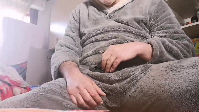 Setesesso7: Hadi domuz, şubat ayının bu soğuk cumartesi günü birlikte mastürbasyon yapalım!