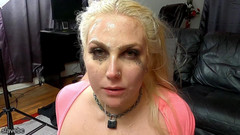 slavebc: Bimbo blonde dalam tekak tampar ludah - deepthroat, kongkek muka, ludah