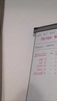 Heiße MILF reitet jungen schwanz