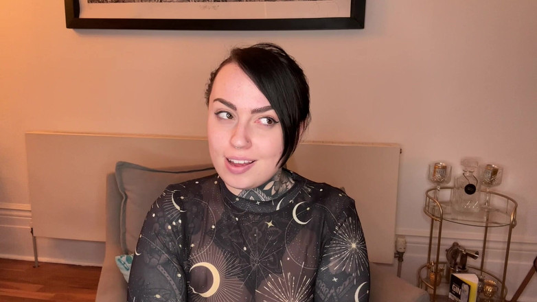 Miss Valentina: Instruções de masturbação anal