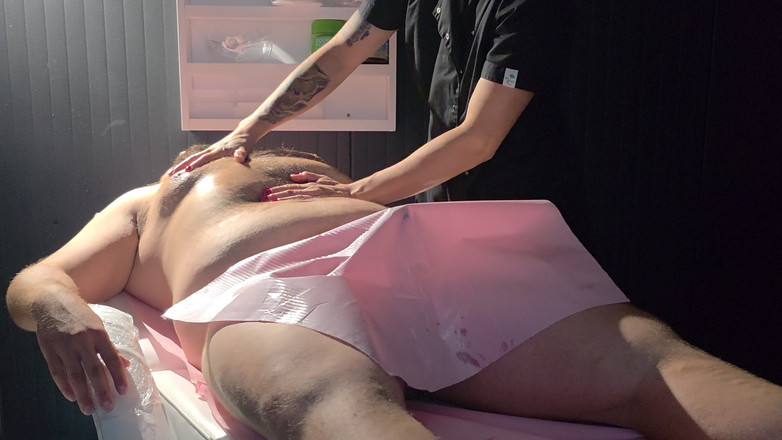 LuTosT: Masaj Lingam cu masaj de prostată, maseuza a avut grijă...