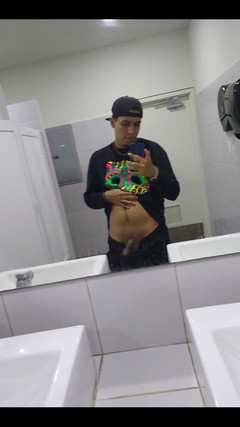 AlexAlejandro13: Pojď se mě dotknout