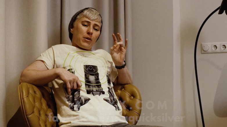 Jaq Quicksilver: Транс-хуй, инструкция по дрочке с FTM Jaq Quicksilver - T4t в видео от первого лица, инструкция по дрочке для мужчин-трансов - длинная