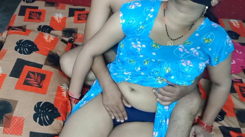 Rucku: Schöner bhabhi-sex im maxi-kleid.