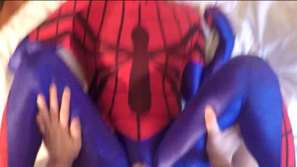 Nylon Xtreme: La super eroina spider girl zentai back