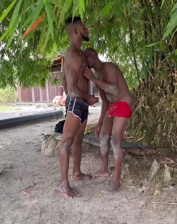 Purplecum: Трахав його біля річки