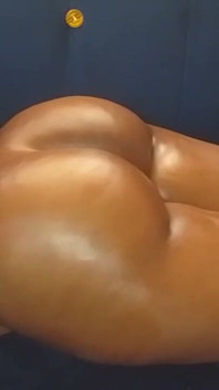 Can't Resist My Big Ass