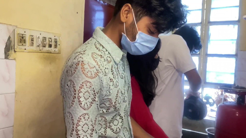 Mrgood: Horny Indian Bhabhi Fucked Hard by Husband Friend