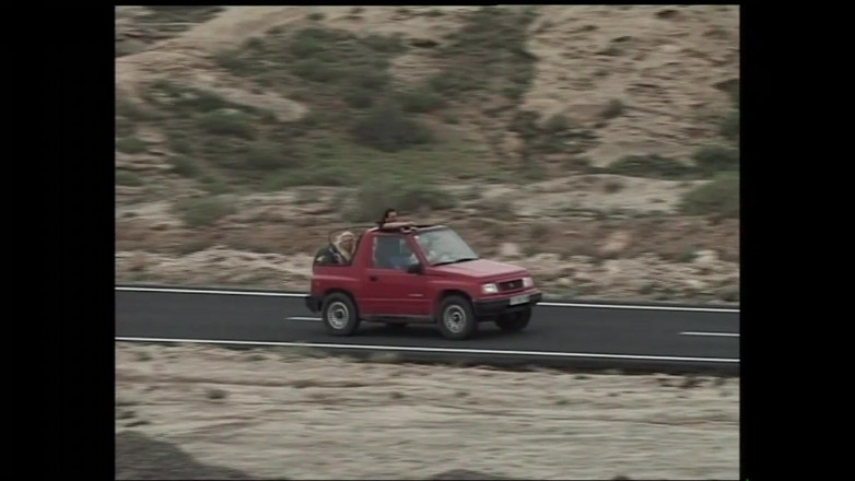 MUSCHI TV - our best full movie: 两个饥渴的婊子正在寻找一个大硬鸡巴来吮吸