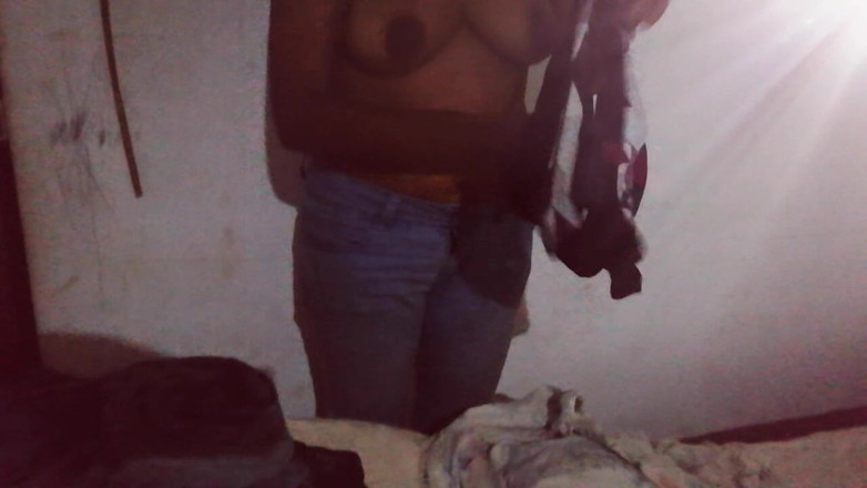 Tina Baby: Mijn echte stiefmoeder komt me neuken