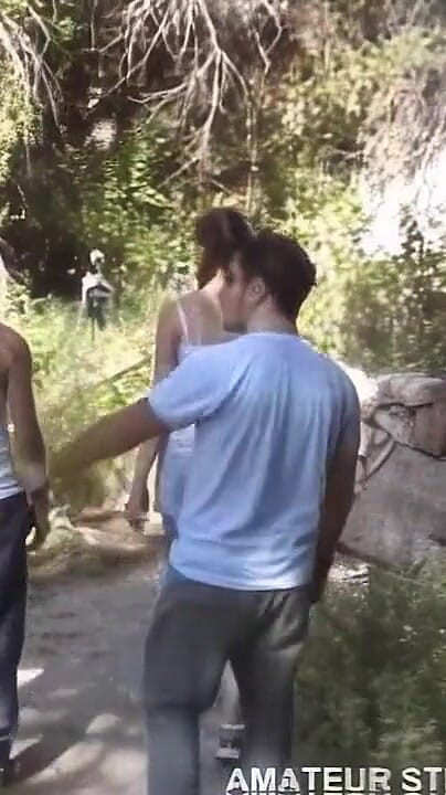 Watch him fuck: Delilah อมควยหนุ่มชายแท้ justin และ Vince