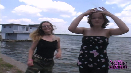 Dream Girls: Kari a Rose riskantně honí ve městě Ybor