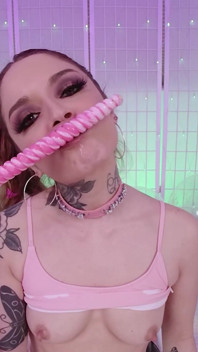 Грубый трах в рот с Vanessa Vega
