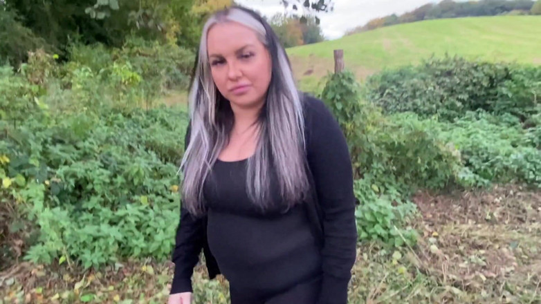 Mia XXX: Miaxxx zlatý déšť