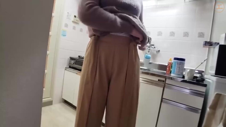 Asians in love: Asijská manželka zezadu creampie