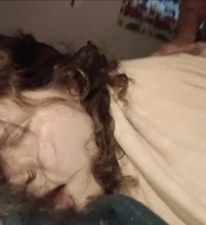 Skybay: Anisleigh williams wird doggystyle gefickt, stöhnen für veiwers