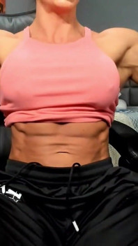 Veiny Musclegodess