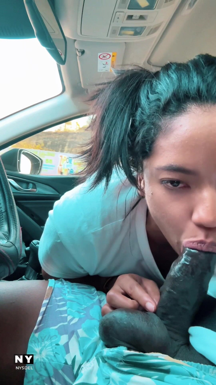 Nysdel: Минет, пока мы собираемся встретиться с друзьями