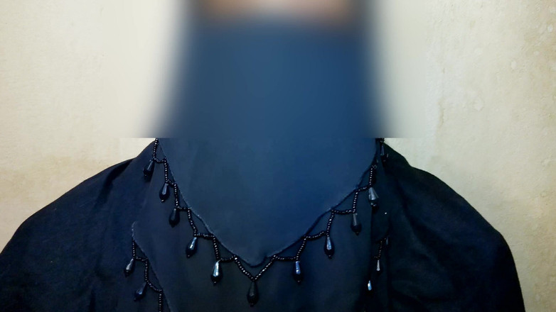 Ruhulbd: サウジアラビアからブルカを着た女の子がお金のために家に来て性交します。