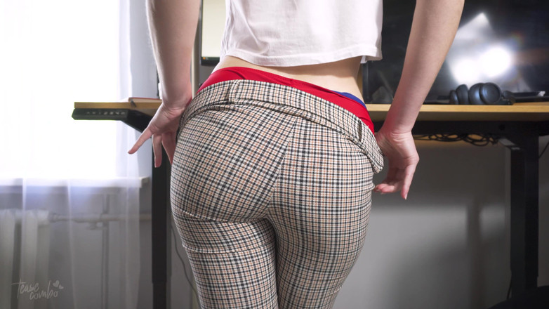 Teasecombo 4K: Office Girl provoca bunda em calcinha completa