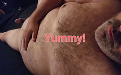 76CurvyNThick: Sexy baculatý chlupatý táta hrany do konce
