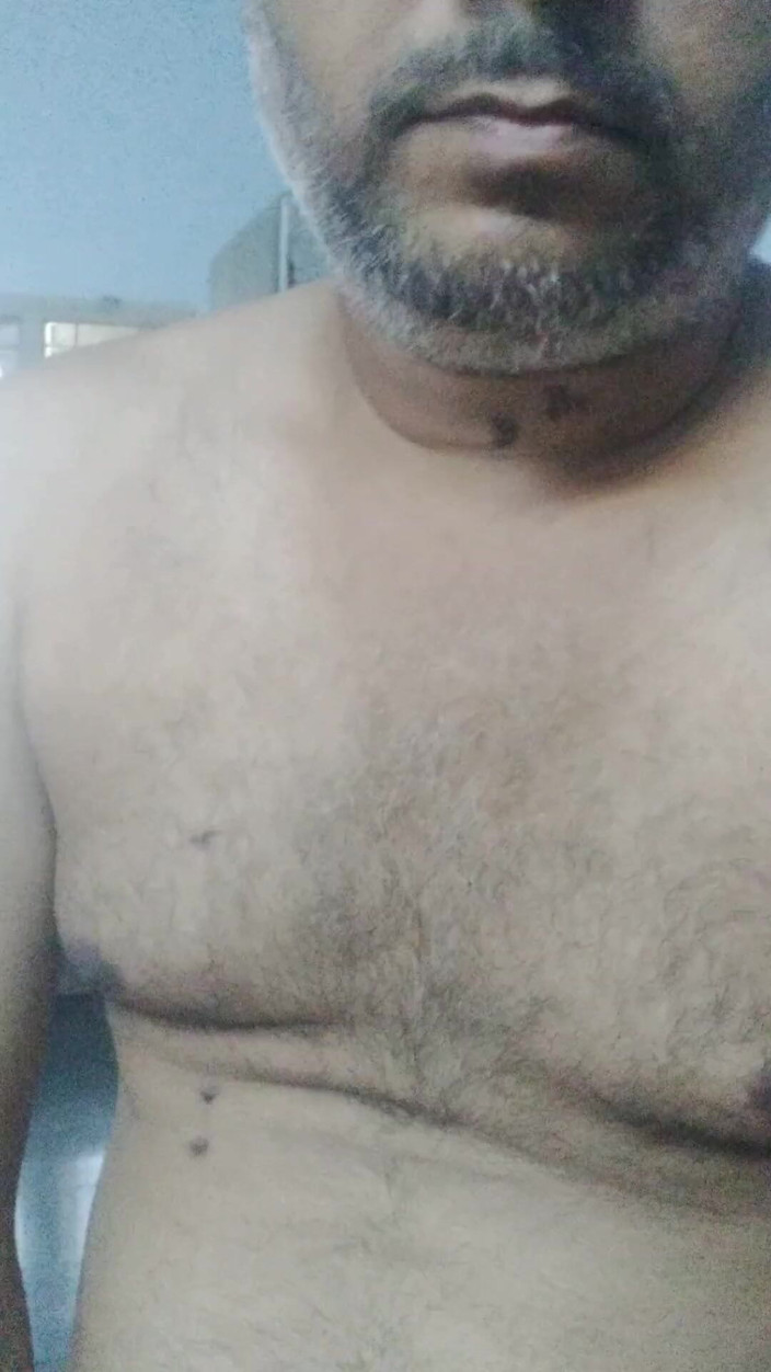 Nani Top: Polla peluda completa sin follar ...