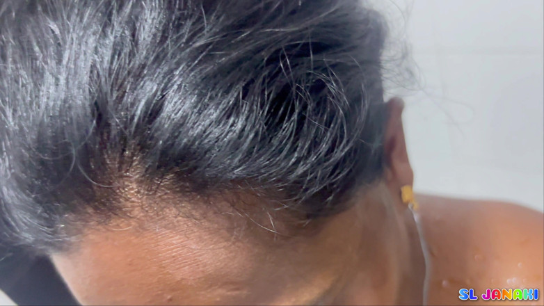 SL Milf: Desi Kumari Piss Facial, Hard Face Fuck
