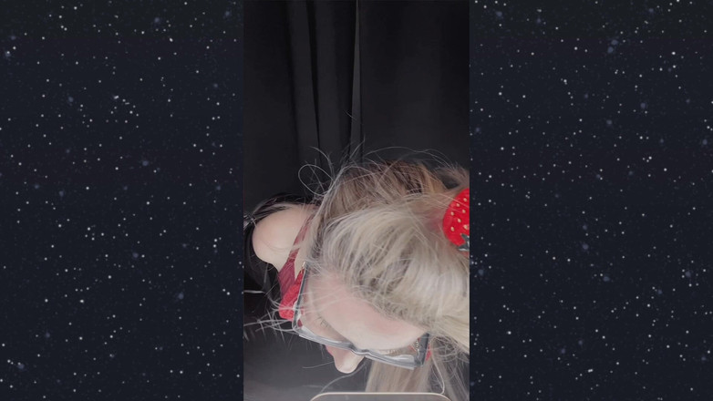FinDom Goaldigger: Strapon gag nella bocca della femminuccia asmr accattivante