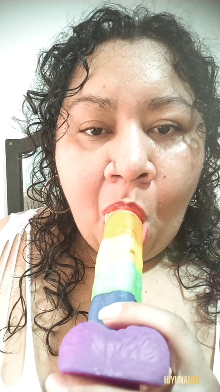 Hiyunamei-bbw: Brincando com meu dildo