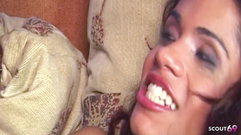 Shemale TS Collection: Transsexuala latino slabă Amanda futută anal de o pulă groasă...