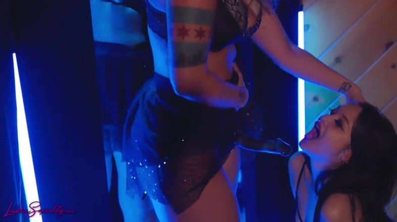 Lesbian sexuality: Electra Rayne + Alex De La Flor