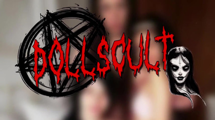 Dolls Cult: Lambendo os buracos de ambas as maricas
