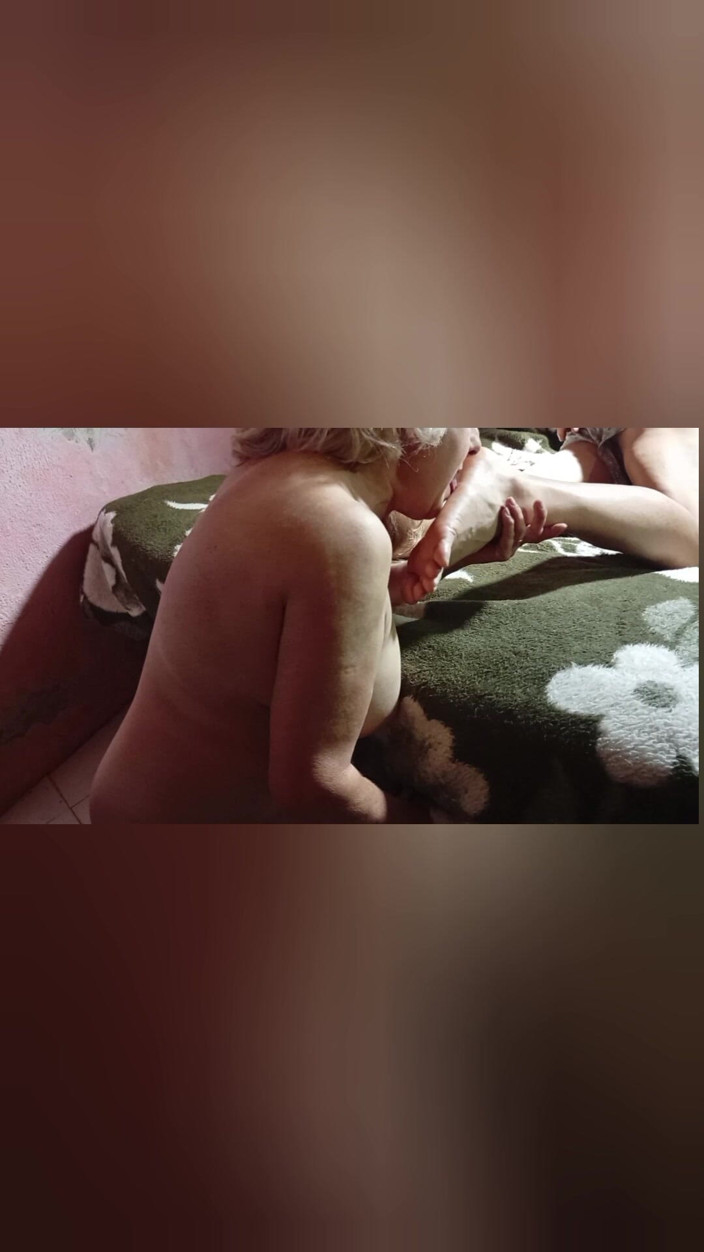 Casal Gresopio BDSM: Don Gresopio ke pairon ki aaraadhna 1