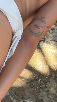 Do una bella scopata alla mia formosa sorellastra latina con del latte nella sua figa stretta all'aperto, cazzo XXX