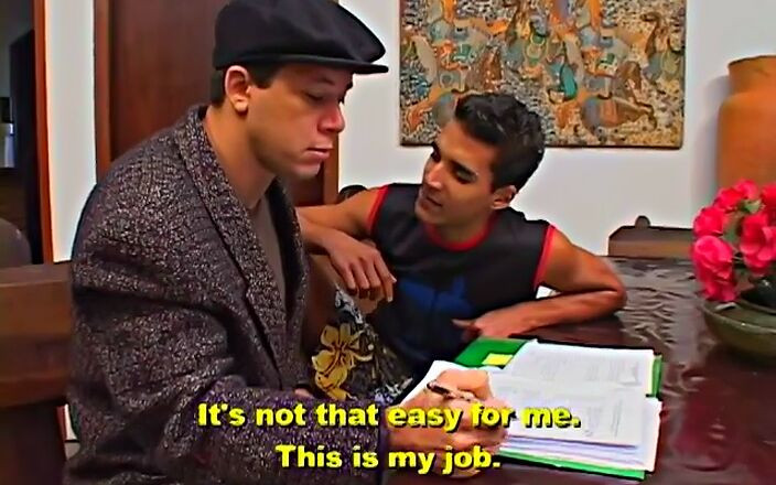 Gays Case: Pelajar Buruk Leonardo Carioca merayu tutornya Allan Santos untuk menulis...