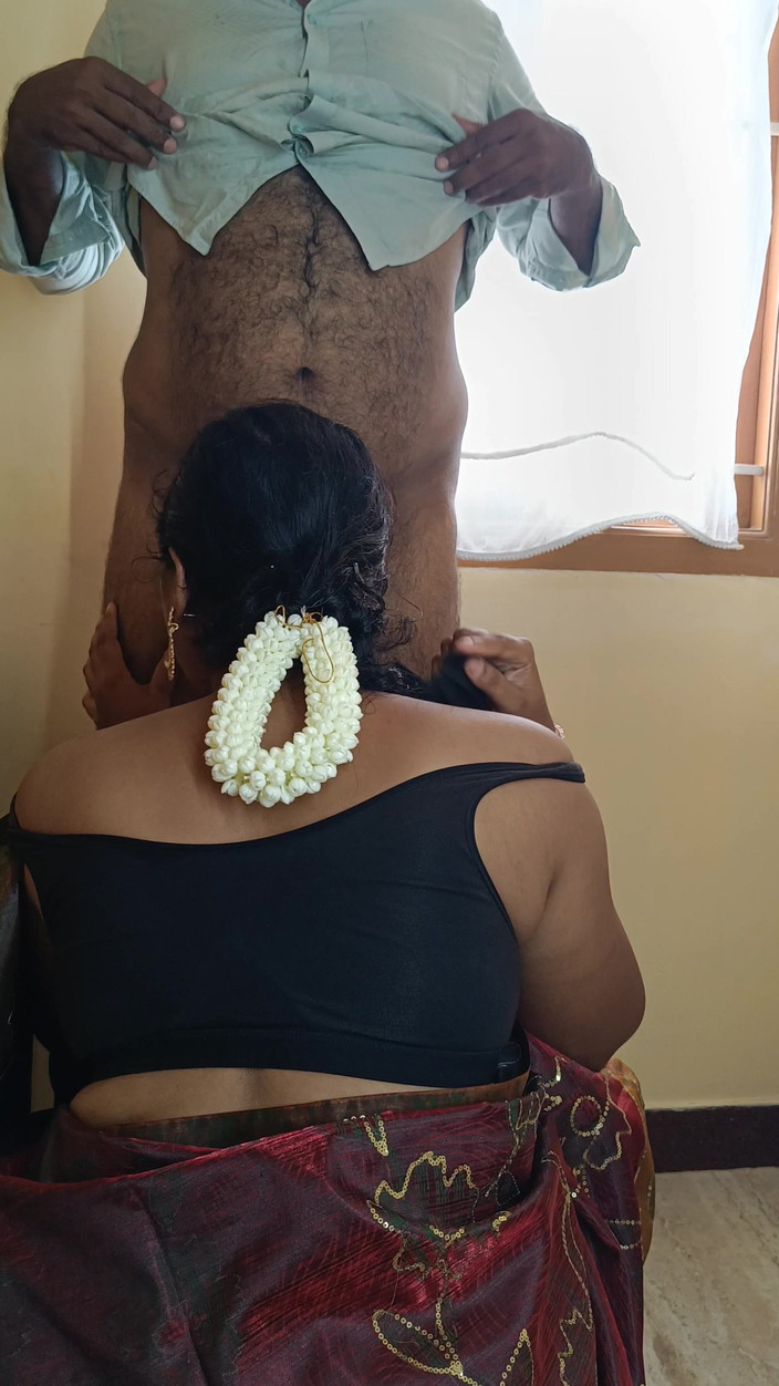 PopGallyBoo: Cheating Housewife Shared Bed with Neighbour Batchelor Men