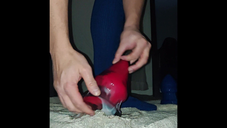 Da Boss: Ternganga dengan Topped Toys Grip Post dan Tail Raiser