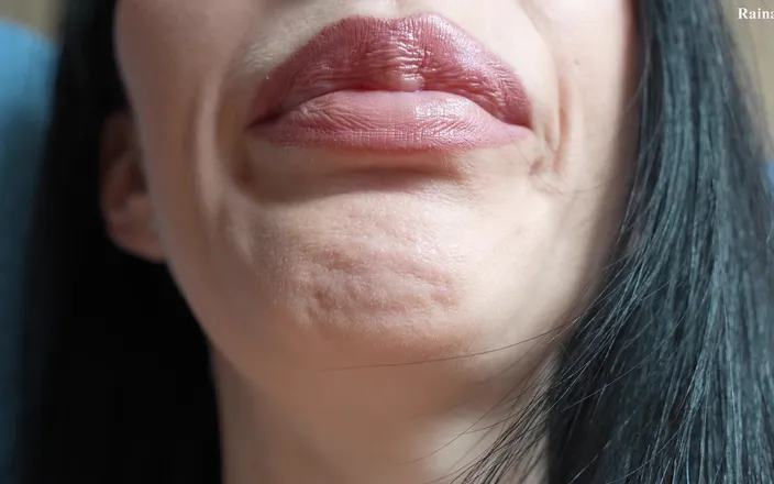 Raina_Lady: Náctiletá holka masturbuje po vysoké škole, dokud dorazí její rodiče