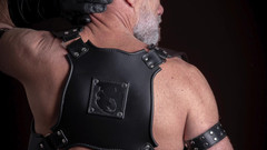 MusclesCigarsFFPig: 2 Dicks Untuk Harga Satu